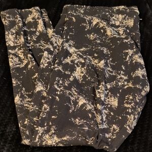 H&M Black and Cream Patterned Leggings